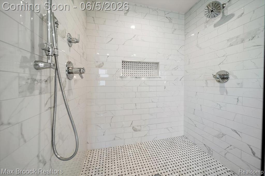 1942 Nottingham Drive Rochester Hills, MI 48307 - Photo 54 of 97