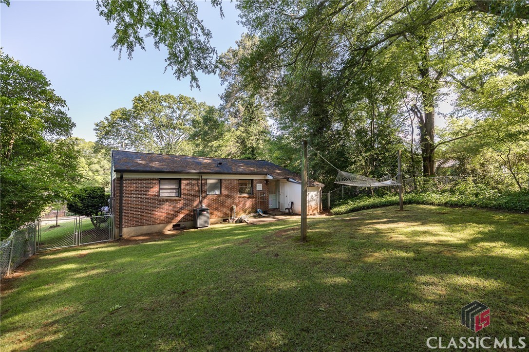 350 Pineneedle Road Athens, GA 30606 - Photo 22 of 25