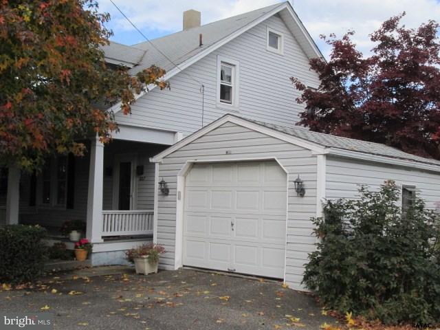 807 Delta Road Red Lion, PA 17356 - Photo 2 of 35