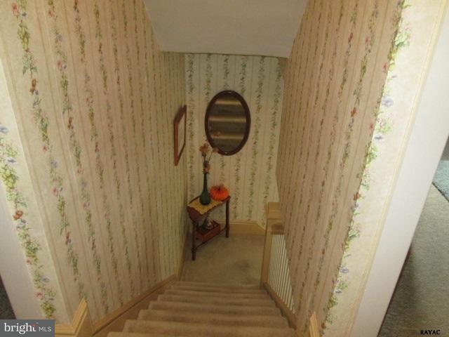 807 Delta Road Red Lion, PA 17356 - Photo 15 of 35