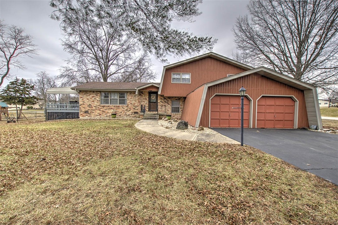 1517 Cottage Drive Decatur, IL 62521 - Photo 1 of 32
