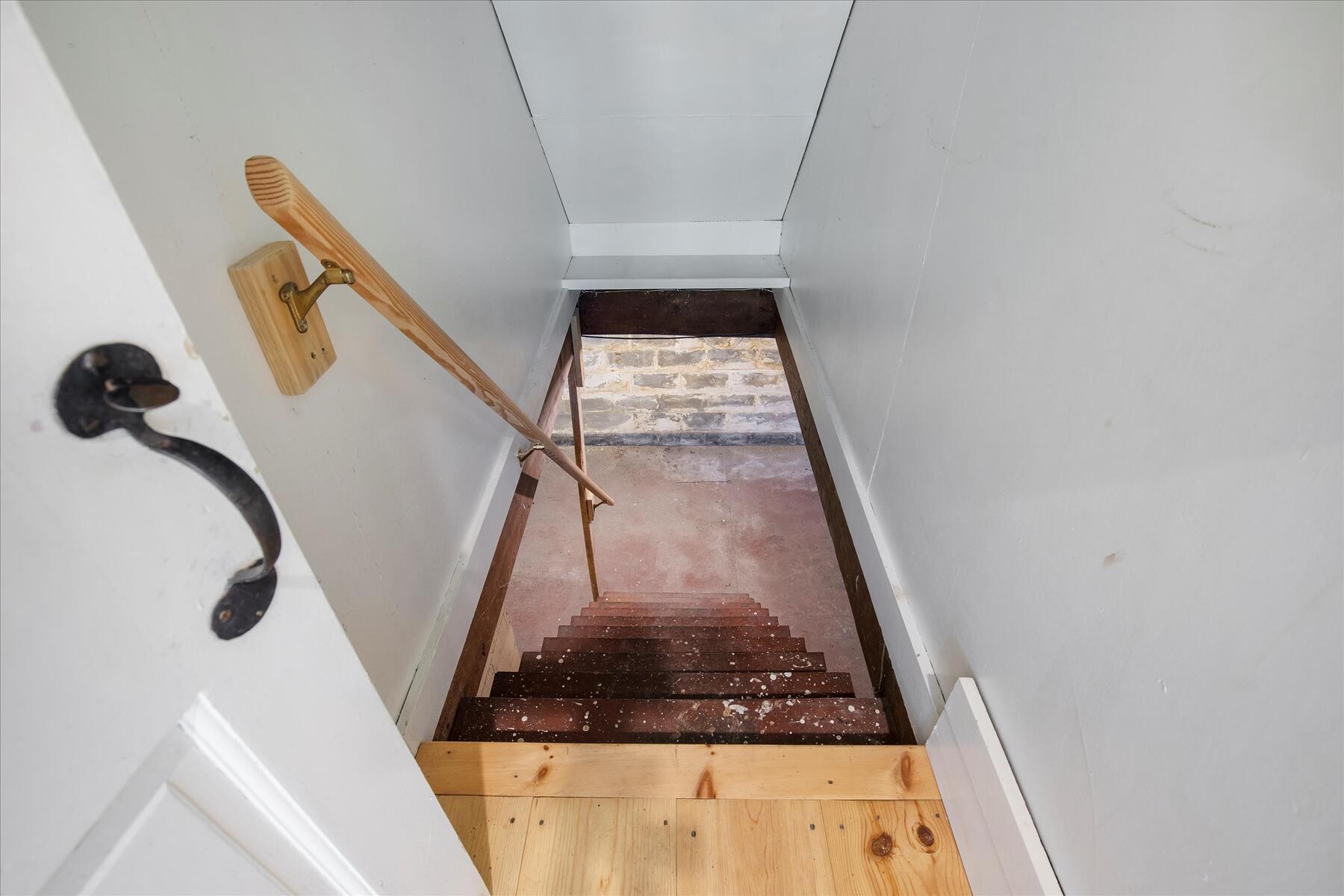 307 Bank Street Harwich, MA 02645 - Photo 27 of 45 a view of entryway