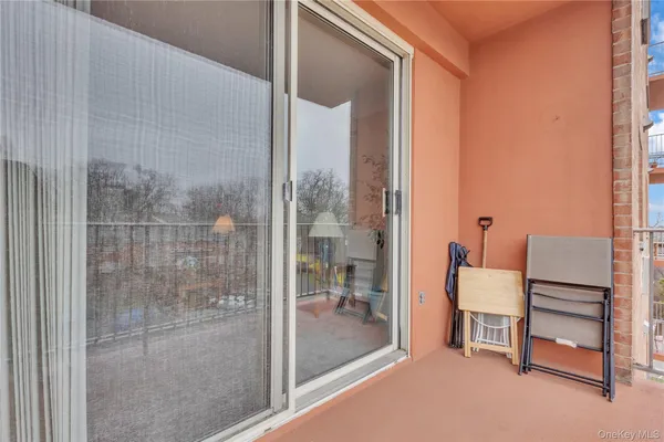 $140,000 | 1 Lakeview Drive, Unit 4L, Peekskill, NY 10566