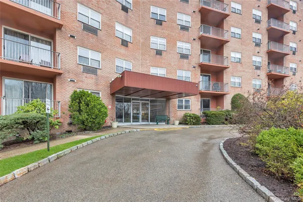 $140,000 | 1 Lakeview Drive, Unit 4L, Peekskill, NY 10566