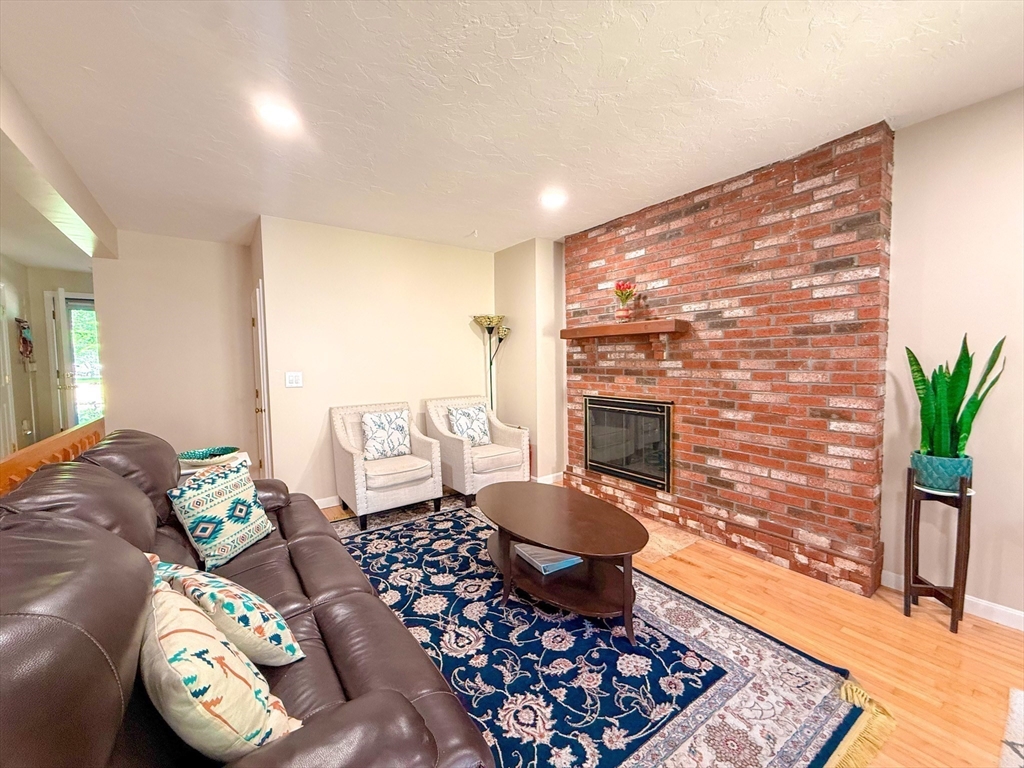 25 Westview Road, Unit 25 Natick, MA 01760 - Photo 4 of 18