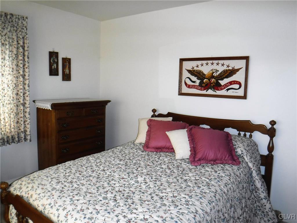 127 O W Road Bangor, PA 18013 - Photo 14 of 28 Gallery Image 14