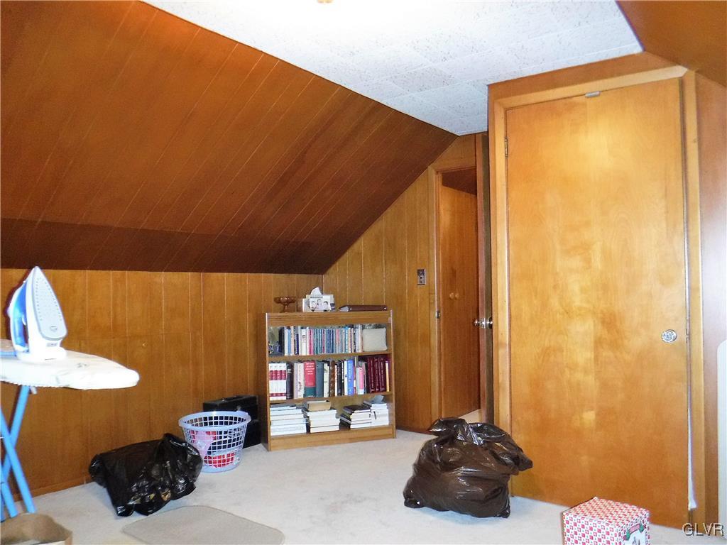 127 O W Road Bangor, PA 18013 - Photo 19 of 28 Gallery Image 19