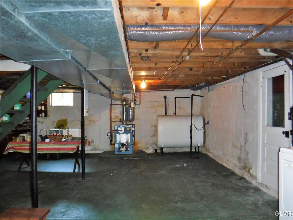 127 O W Road Bangor, PA 18013 - Photo 24 of 28 Gallery Image 24