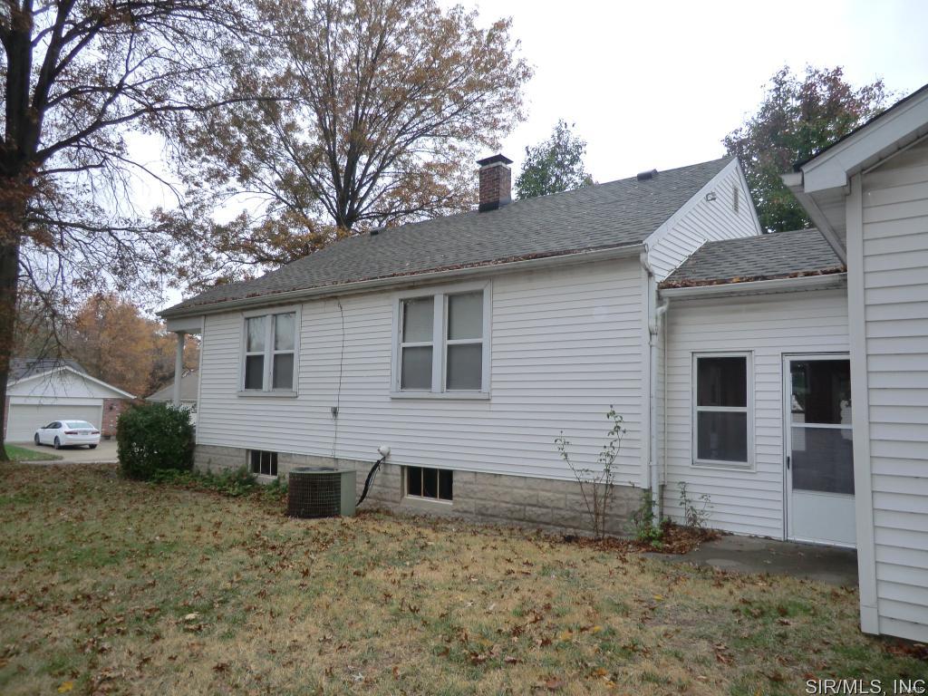 948 North Rapp Avenue Columbia, IL 62236 - Photo 6 of 36 Gallery Image 6