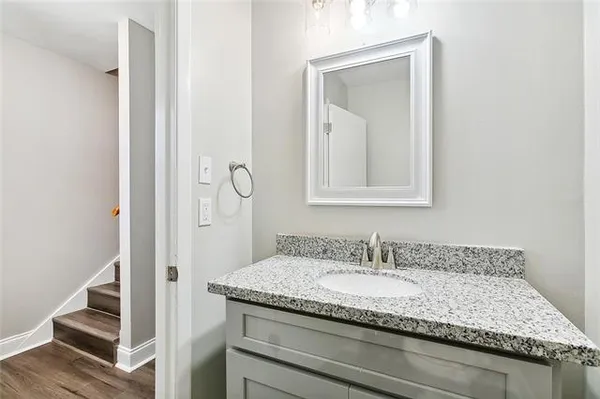 $1,800 | 210 Hunt Street, Unit A, Belle Chasse, LA 70037