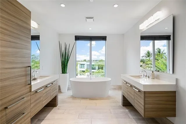 $2,999,000 | 3209 Southeast 8th Street, Unit 712, Pompano Beach, FL 33062