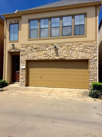 $2,250 | 1328 Studer Street, Houston, TX 77007