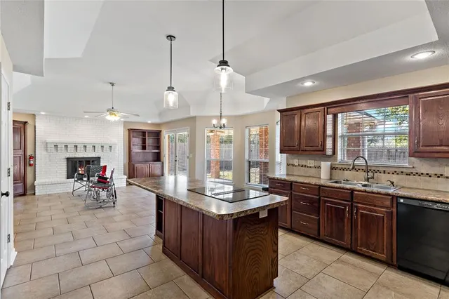 $335,000 | 1715 30th Street Northeast, Paris, TX 75462