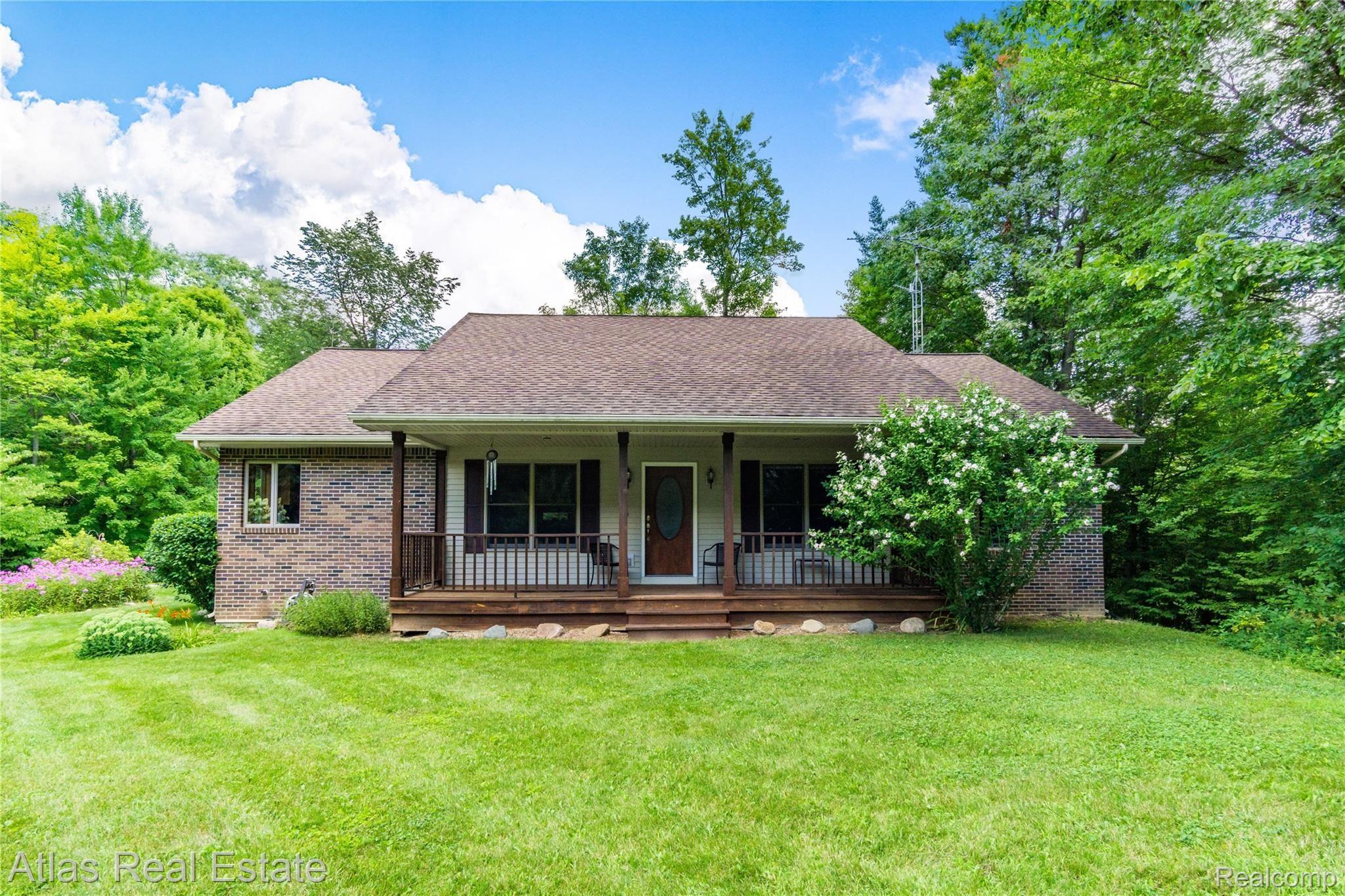 1717 Pero Lake Road Lapeer, MI 48446 - Photo 8 of 58 Exteriors 12.jpg