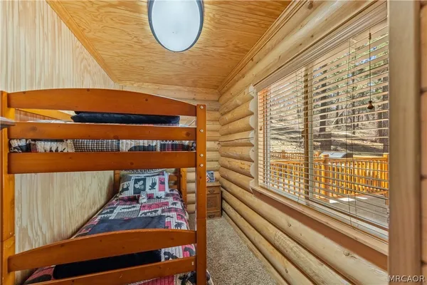 a picture of a bench in a balcony