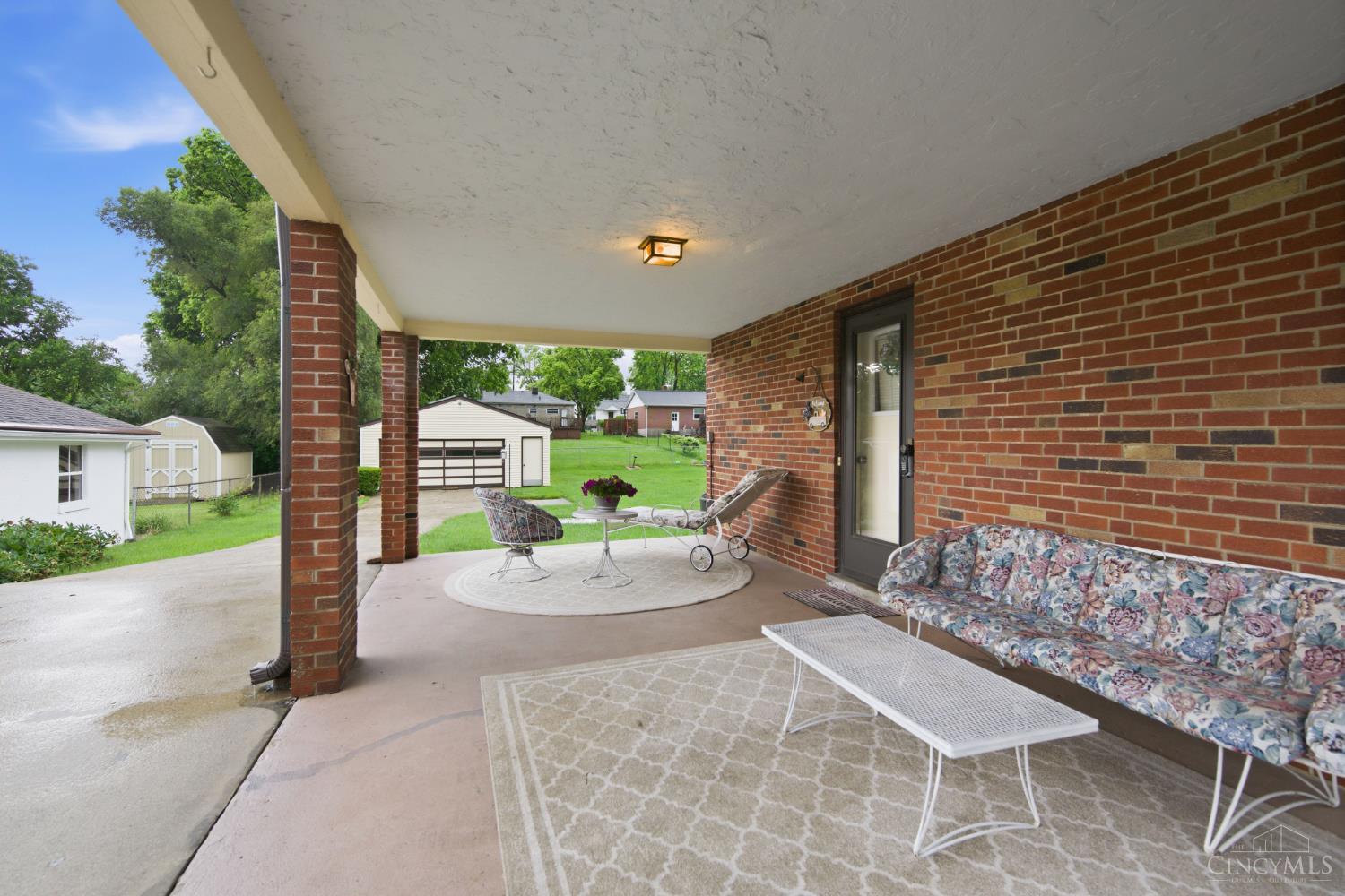 531 West Kemper Road Springdale, OH 45246 - Photo 2 of 25
