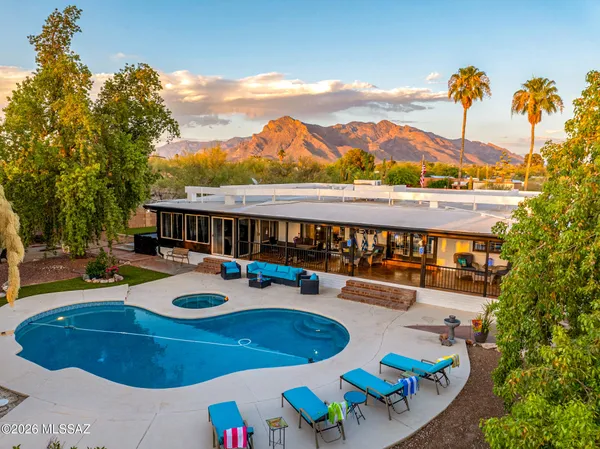 $789,900 | 7701 North Camino De Maximillian, Tucson, AZ 85704