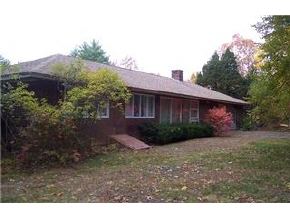 181 Marsh Road Pelham, NH 03076 - Photo 3 of 7