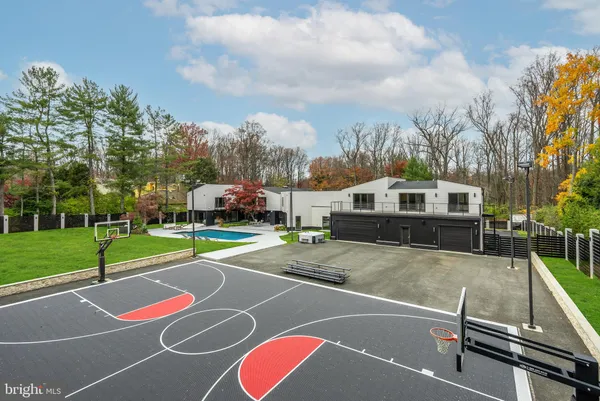 $3,995,000 | 6704 Arroyo Court, North Bethesda, MD 20852