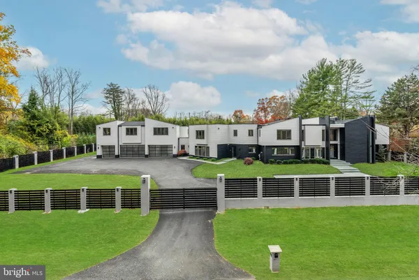 $3,995,000 | 6704 Arroyo Court, North Bethesda, MD 20852