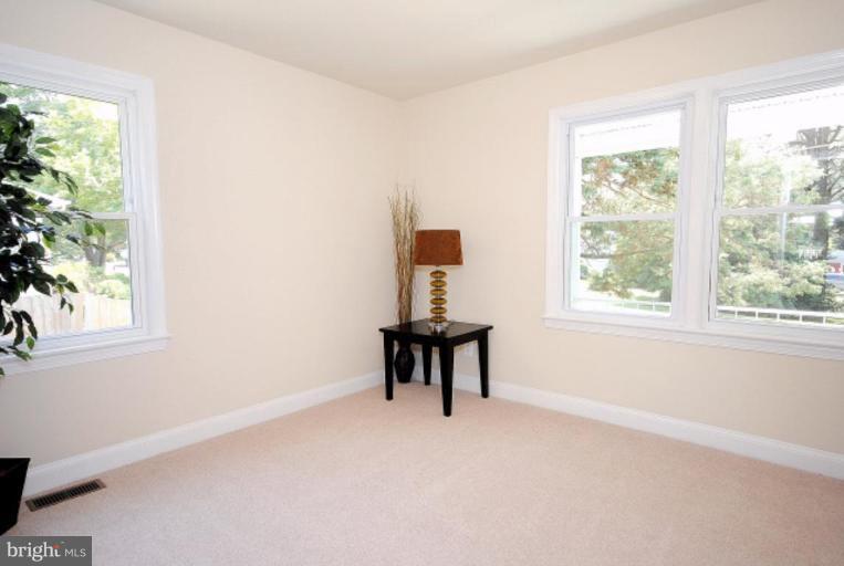 7902 Sarakal Road Clinton, MD 20735 - Photo 11 of 30 Bedroom #1