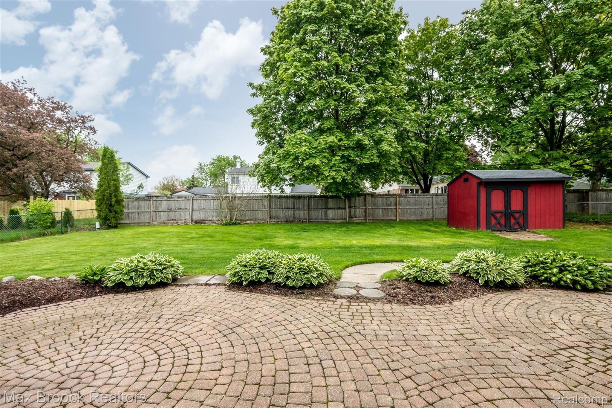 22614 Meadowbrook Road Novi, MI 48375 - Photo 32 of 34 22614 Meadowbrook (32 of 34).jpg