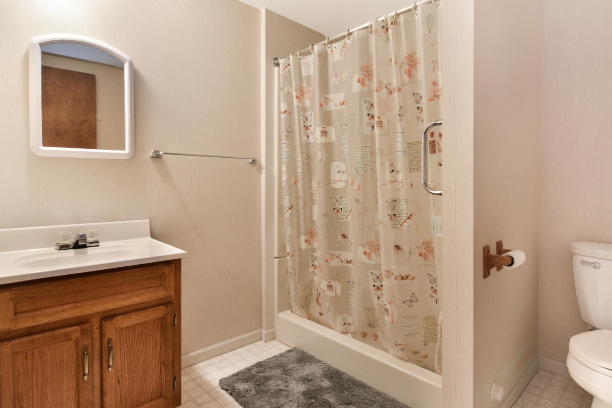 17466 Dunewood Court, Unit D Spring Lake, MI 49456 - Photo 16 of 31 DSC_0393