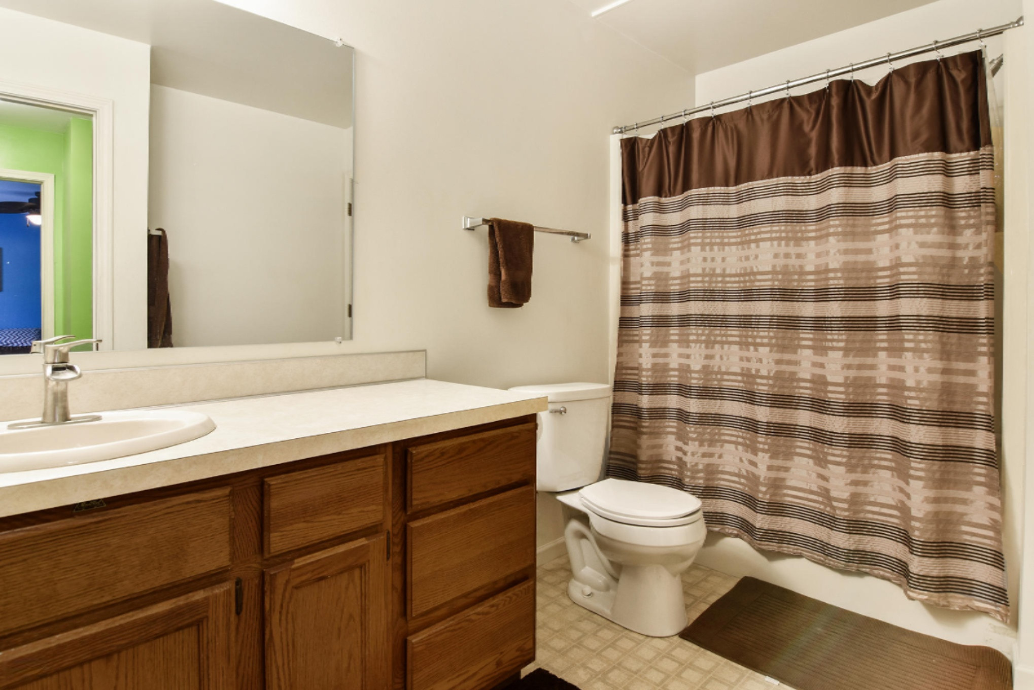 17466 Dunewood Court, Unit D Spring Lake, MI 49456 - Photo 19 of 31 DSC_0408-1