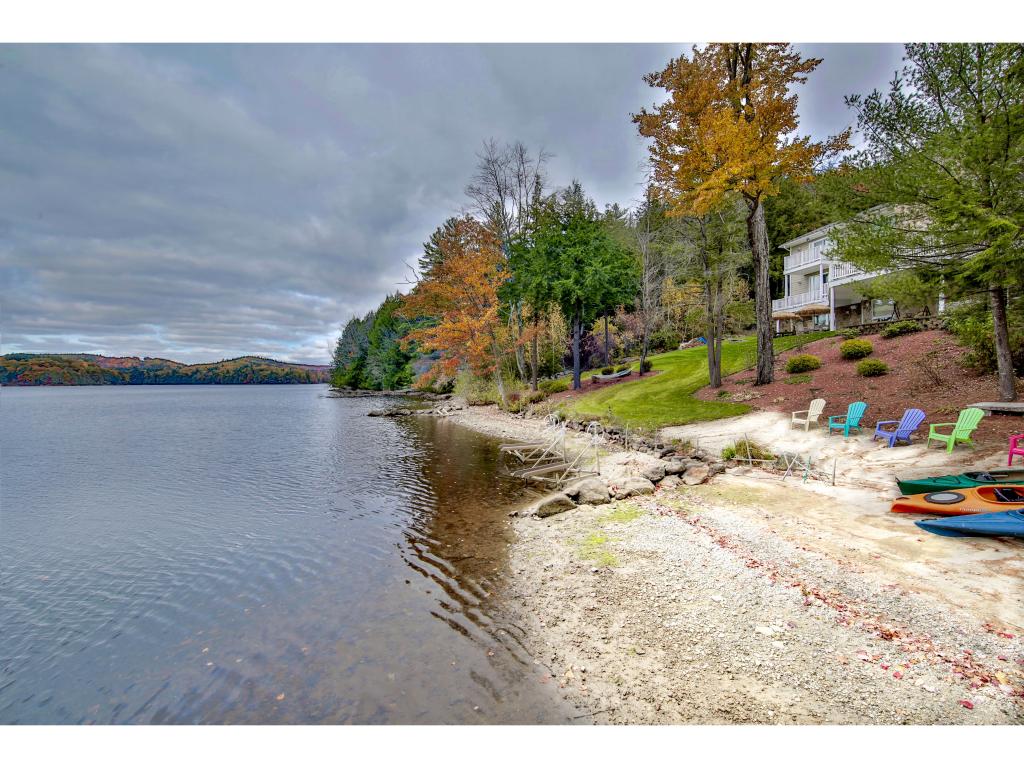 68 Woodfern Road Weare, NH 03281 - Photo 1 of 34