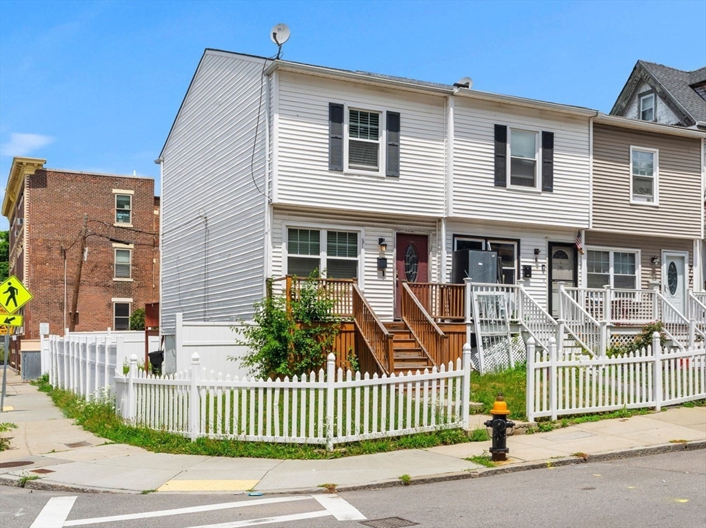 81 Wayland Street Boston, MA 02125 - Photo 1 of 31