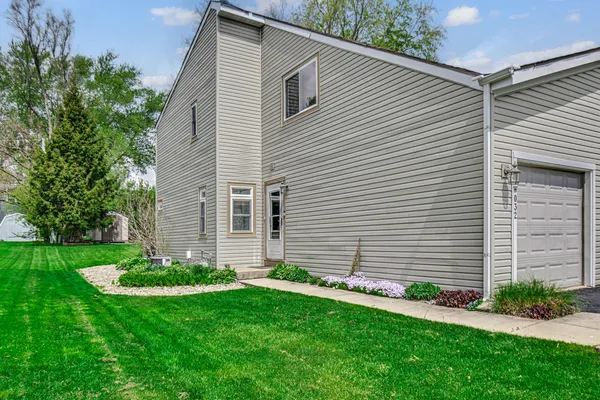 $270,000 | 27-w032 Cooley Avenue, Winfield, IL 60190