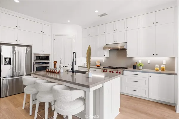 $2,699,000 | 217 Piazza, Irvine, CA 92602
