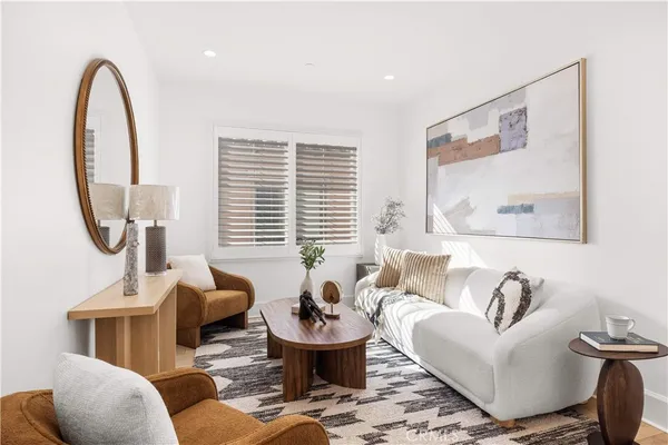 $2,699,000 | 217 Piazza, Irvine, CA 92602