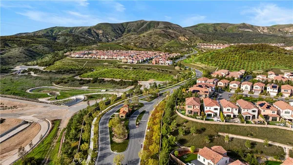 $2,699,000 | 217 Piazza, Irvine, CA 92602