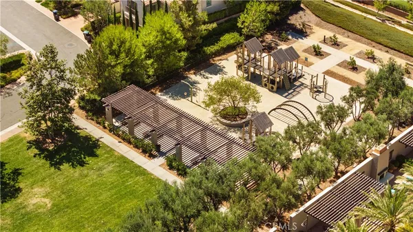 $2,699,000 | 217 Piazza, Irvine, CA 92602