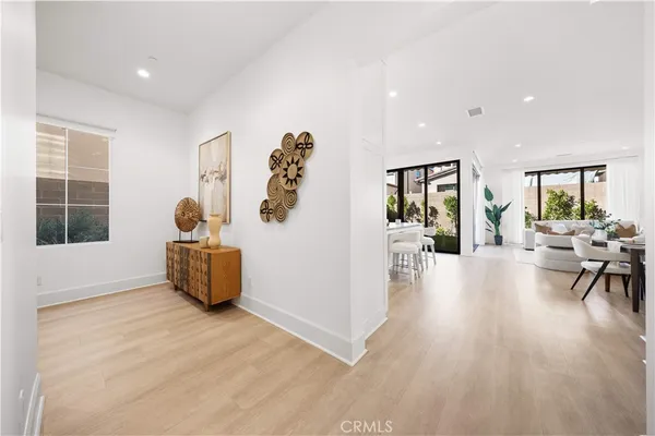 $2,699,000 | 217 Piazza, Irvine, CA 92602