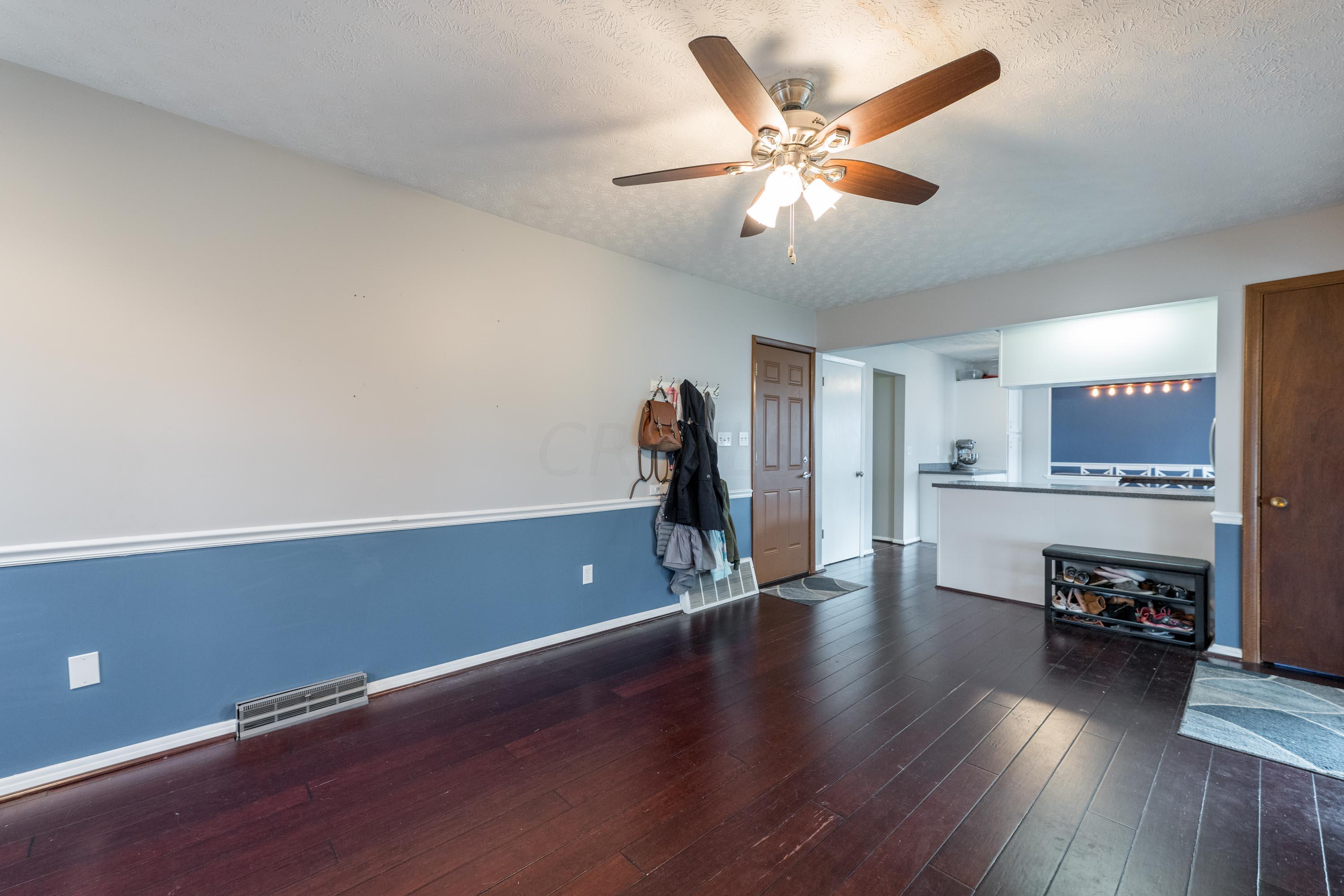 8455 Morse Road Southwest Blacklick, OH 43004 - Photo 10 of 44 Family Room