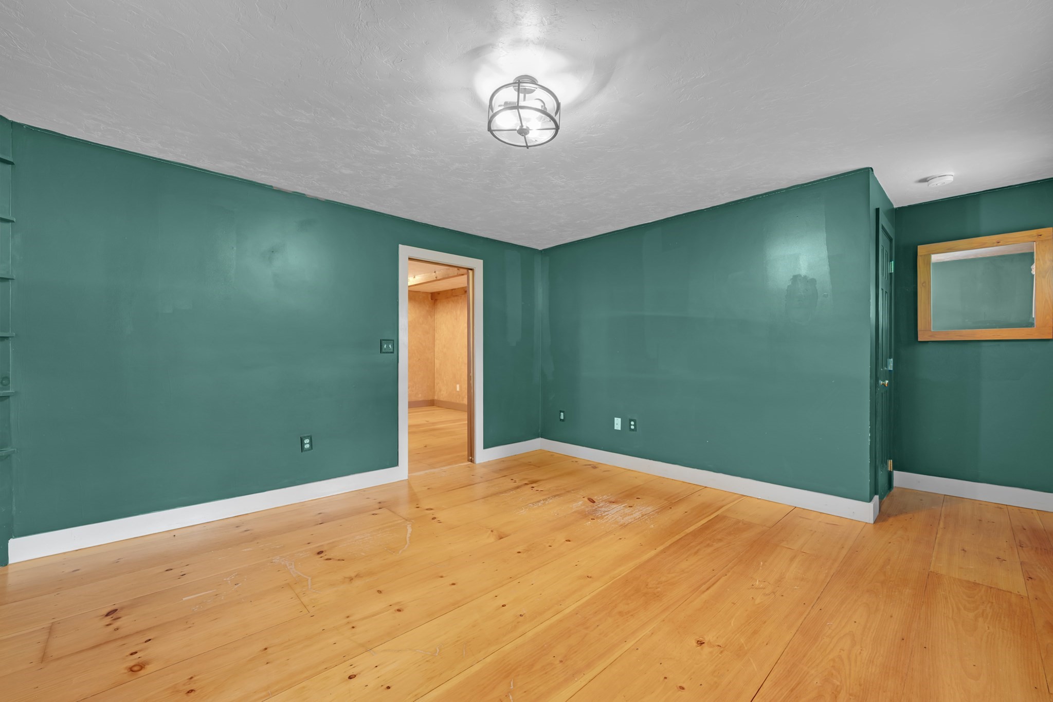 756 Bemis Road Warren, MA 01585 - Photo 3 of 38 Gallery Image 3