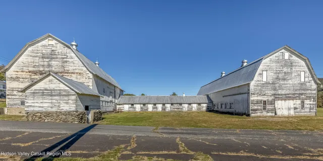 a view of building with yard