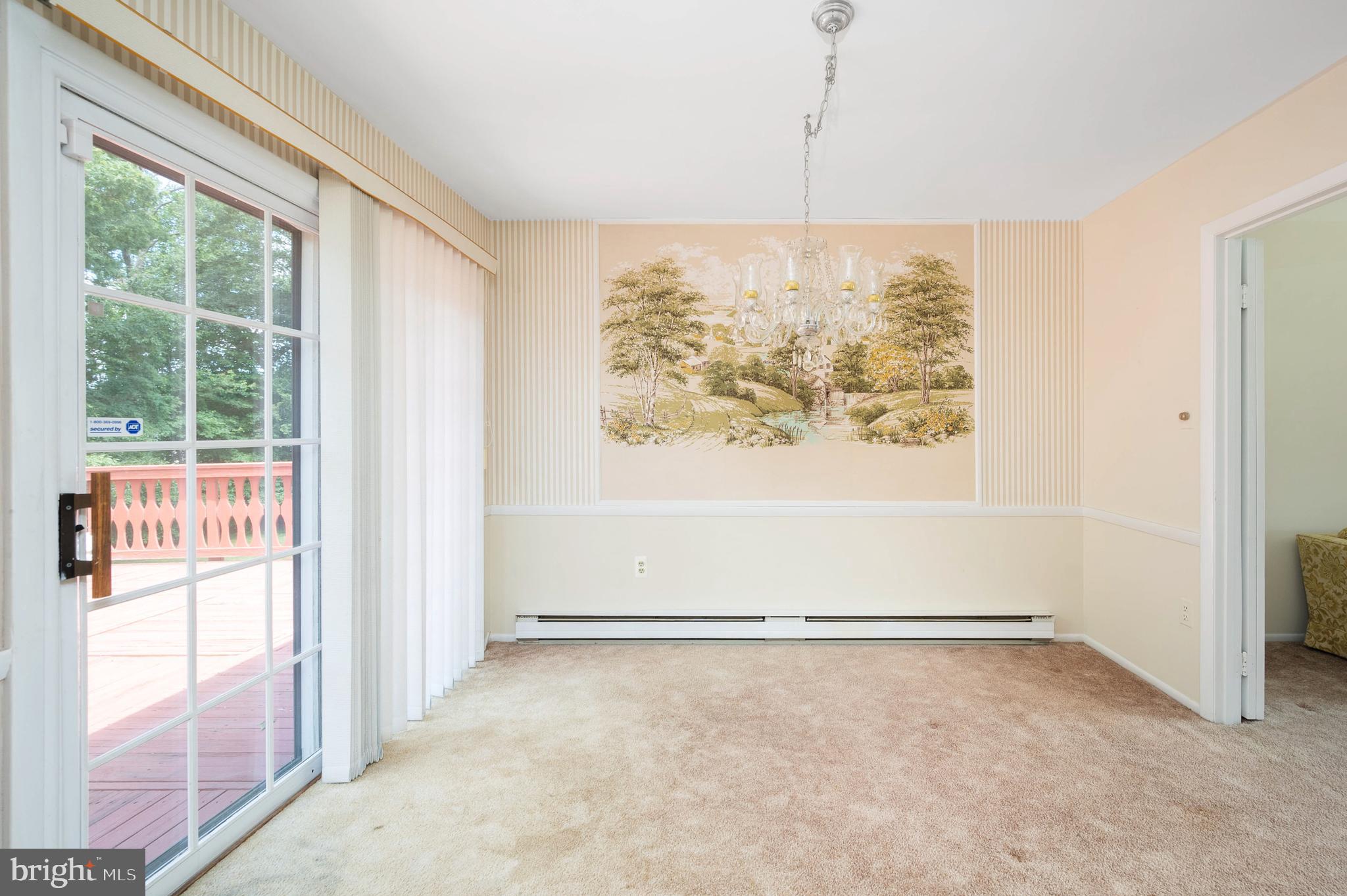 13207 Kurtz Road Woodbridge, VA 22193 - Photo 14 of 48 Gallery Image 14