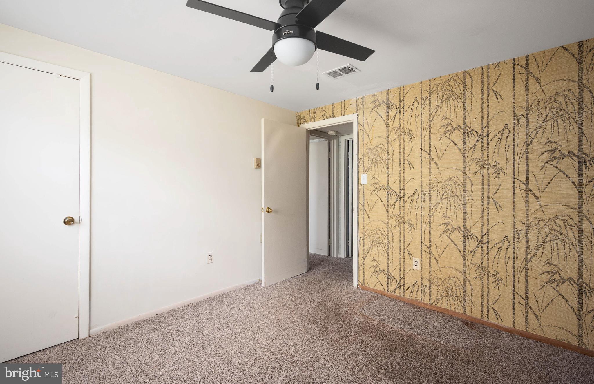 13207 Kurtz Road Woodbridge, VA 22193 - Photo 22 of 48 Gallery Image 22