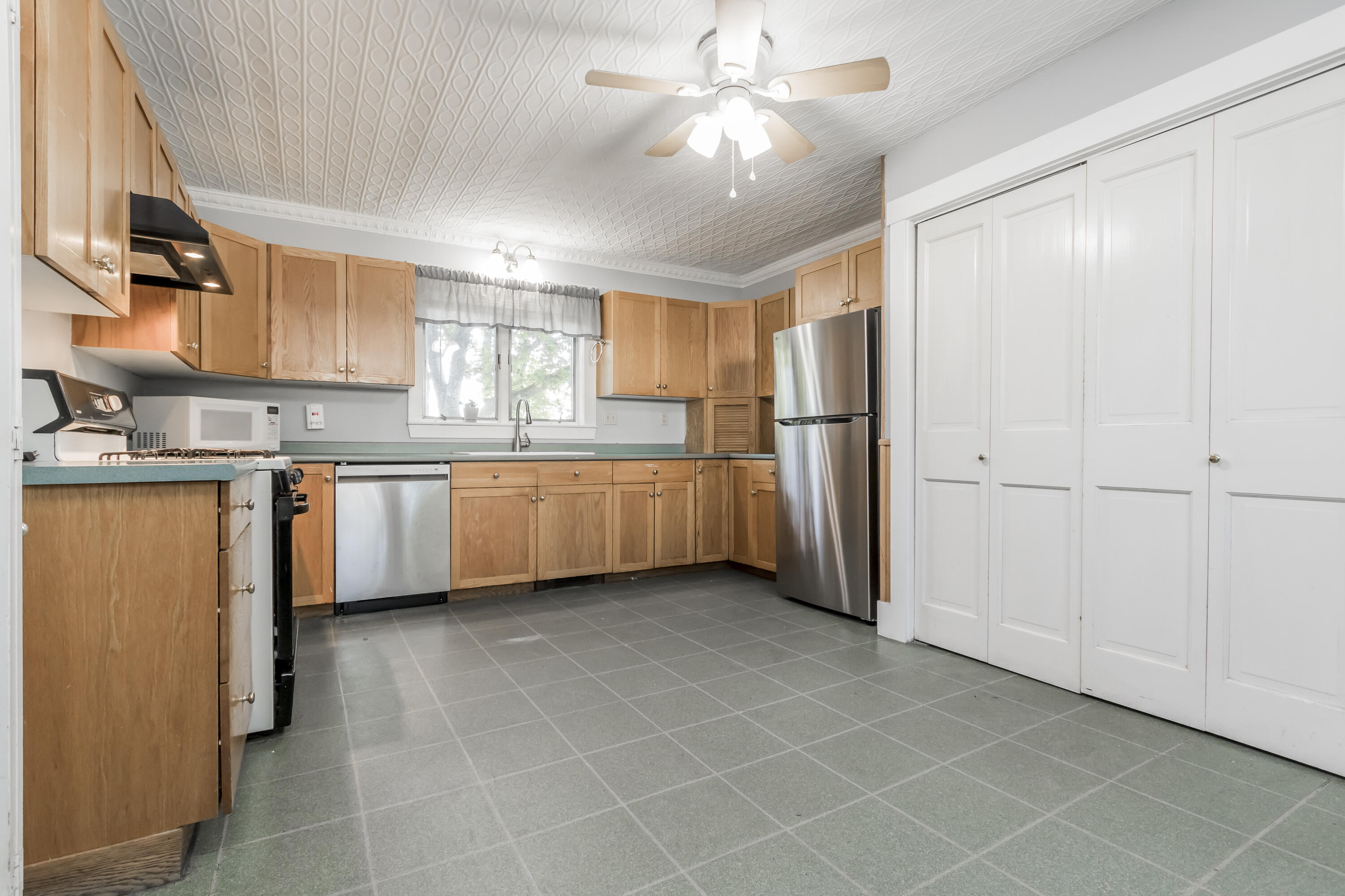 32 Corliss Street Bath, ME 04530 - Photo 31 of 67 20240524EG-71044