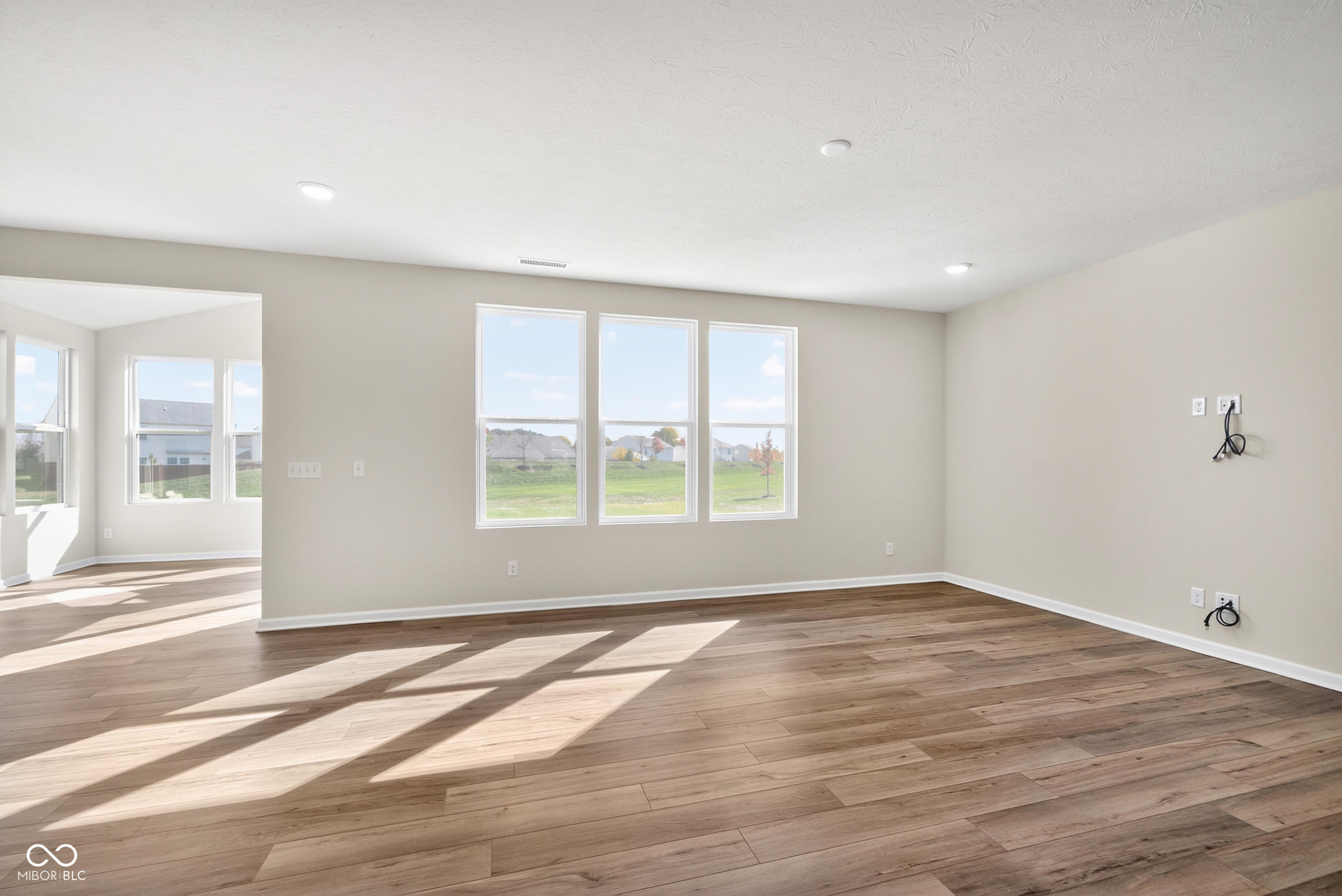 9459 Jackson Way Avon, IN 46123 - Photo 6 of 34