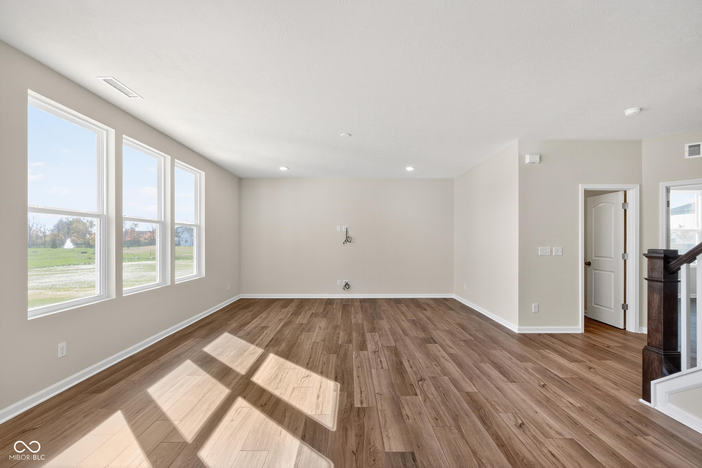 9459 Jackson Way Avon, IN 46123 - Photo 7 of 34