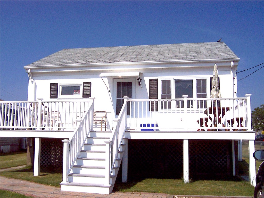 4 Arbeth Road Narragansett, RI 02879 - Photo 1 of 10 Gallery Image 1