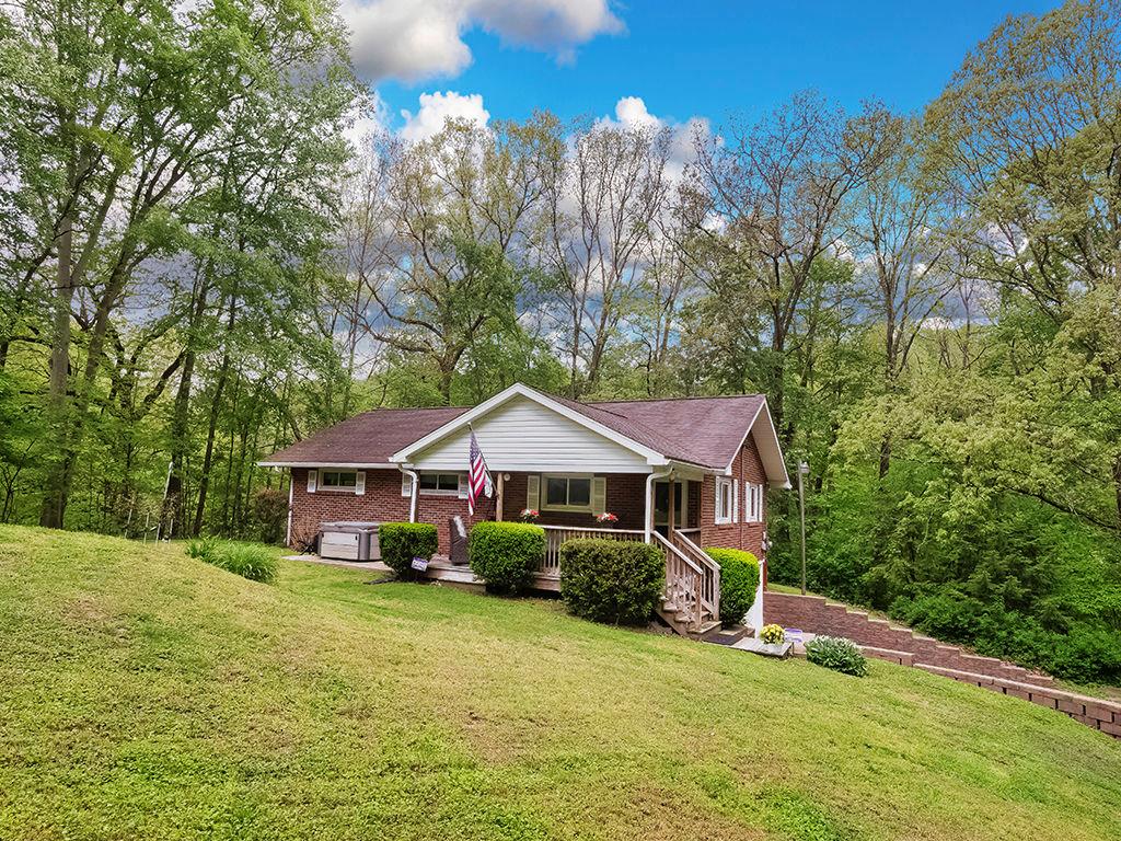 115 Ben Venue Road Fombell, PA 16123 - Photo 2 of 31