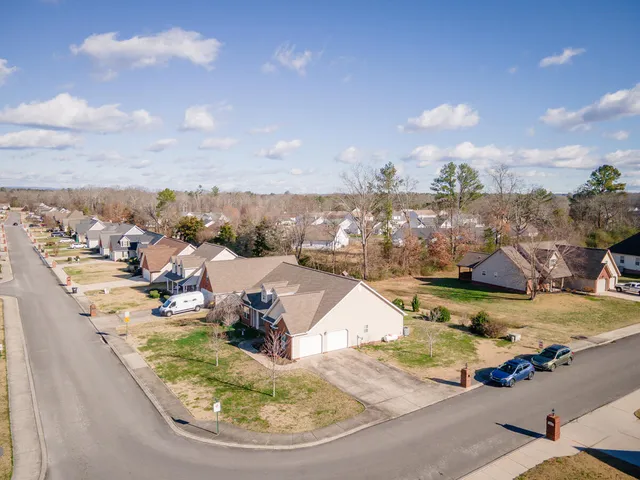 $325,000 | 136 Honeyberry Lane, Rossville, GA 30741