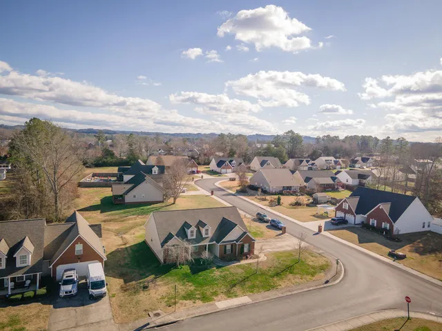 $325,000 | 136 Honeyberry Lane, Rossville, GA 30741