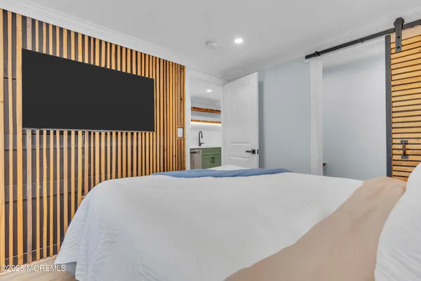 $2,950 | 709 17th Avenue, Unit 1, Lake Como, NJ 07719