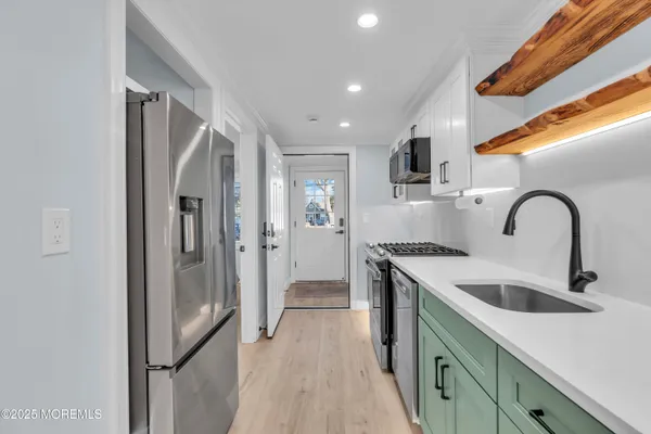 $2,950 | 709 17th Avenue, Unit 1, Lake Como, NJ 07719